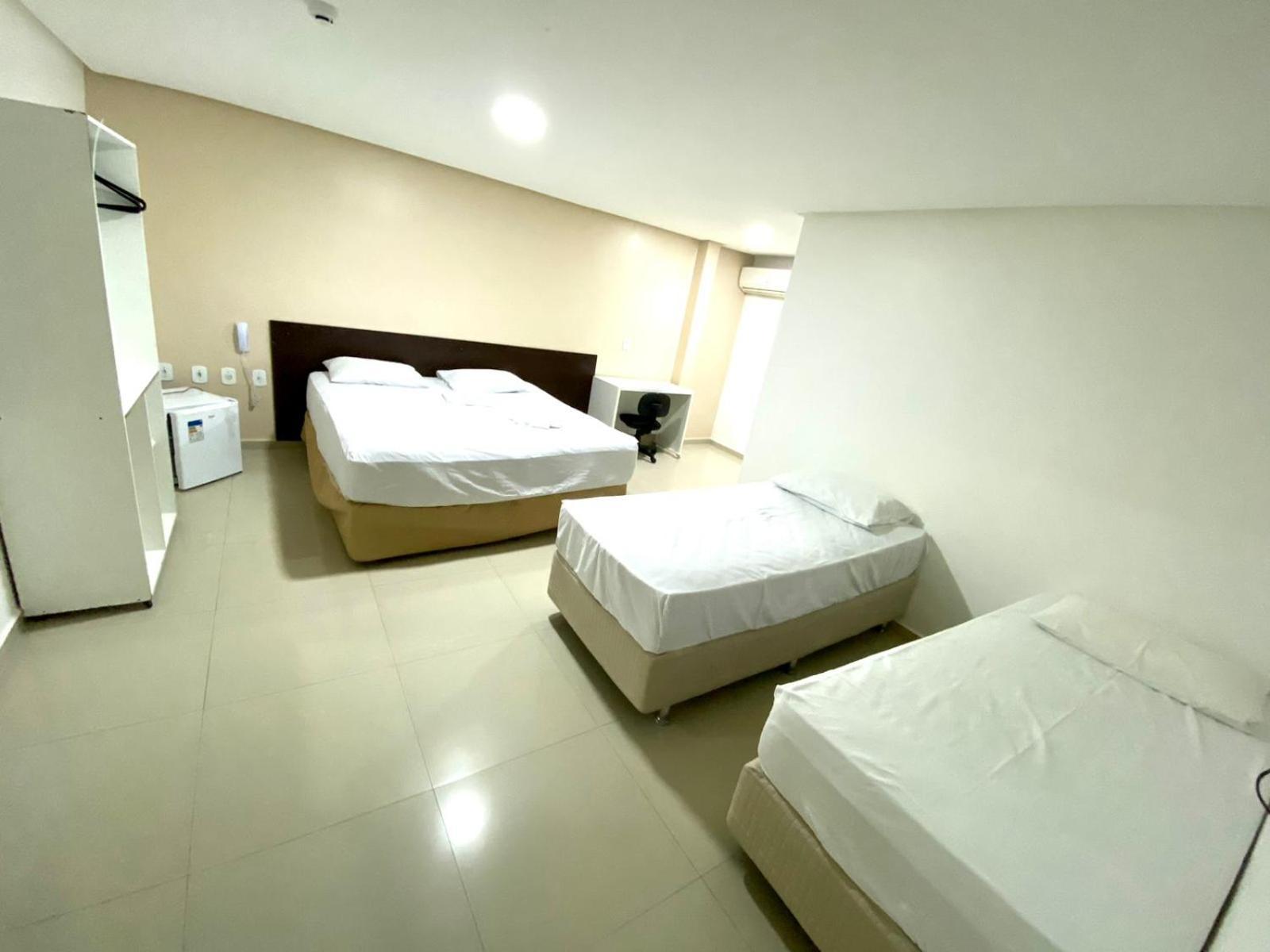 Falcao Hotel 阿拉皮拉卡 外观 照片