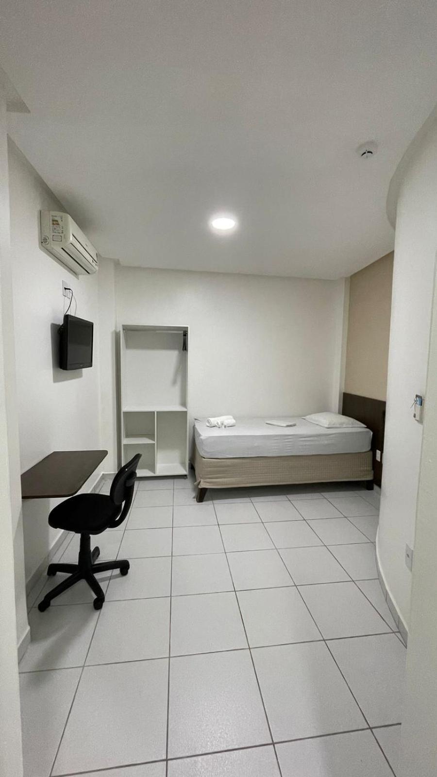 Falcao Hotel 阿拉皮拉卡 外观 照片